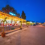 Noan & 3* Dhërmi