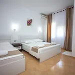 Noan & Hotel Dhërmi