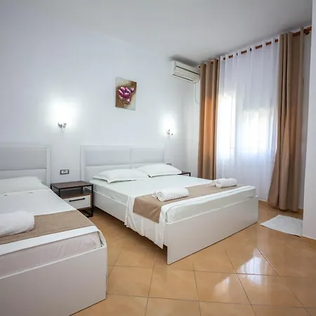 Noan & ホテル Dhërmi