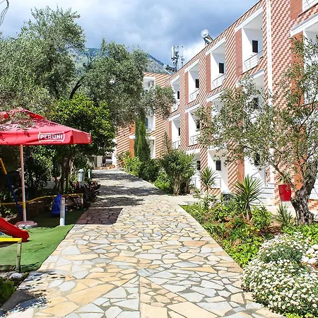 Noan & Hotel Dhërmi